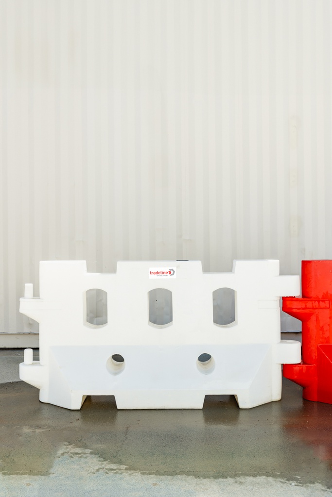 GuardX 1000™ HD Water Barrier White 2000 (L) x 450 (W) x 1000 (H) mm